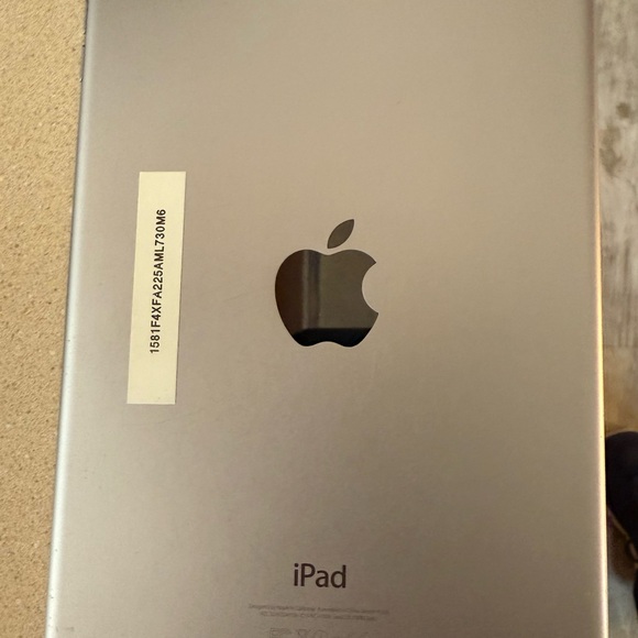 iPad Mini 4, 64 GB. Great portable unit.
Free hard case and wireless keyboard - Picture 3 of 7